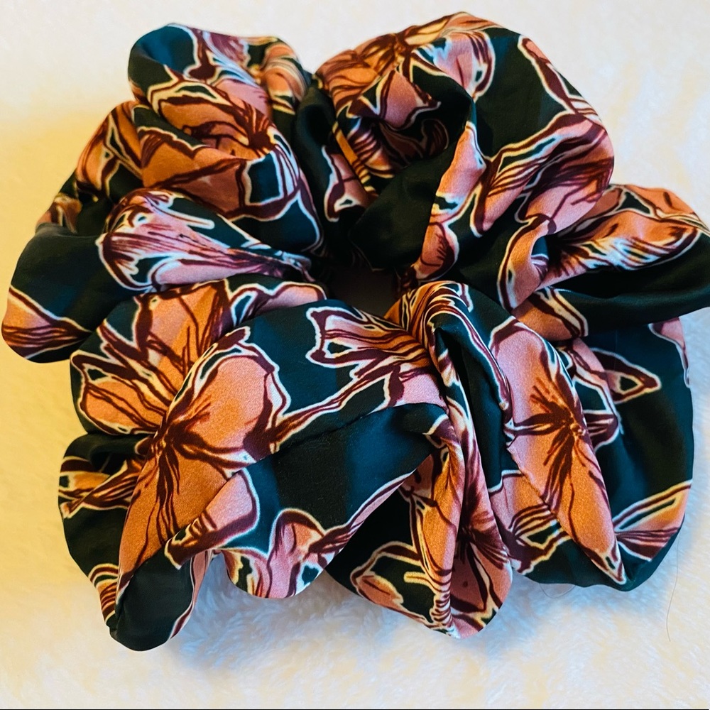 Anthropology Floral Scrunchy